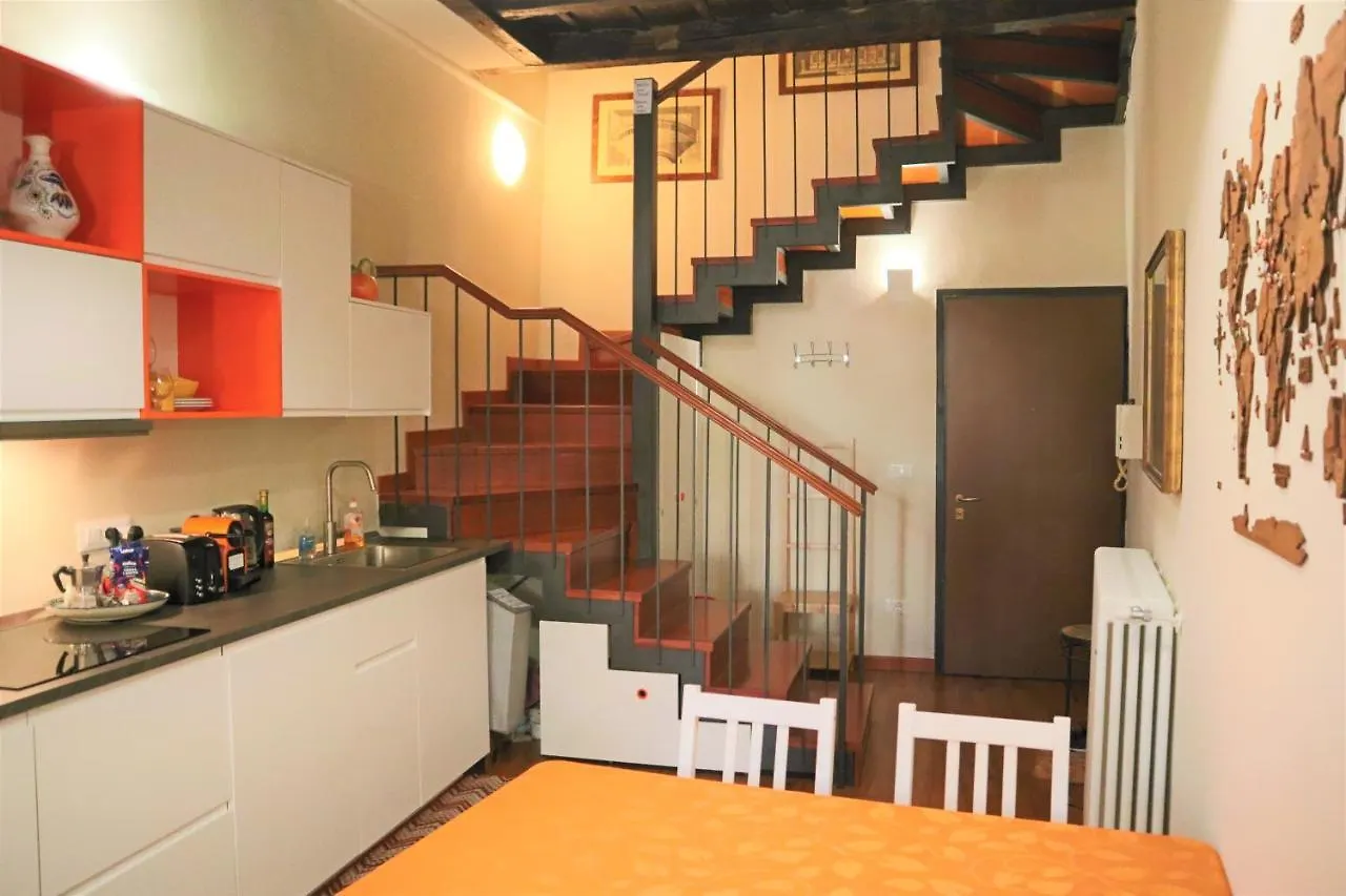 Roman Theatre Apartment In The Center Of 비첸차