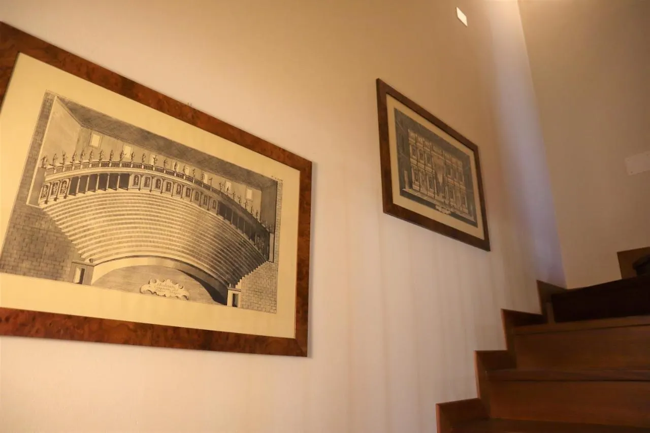 Roman Theatre Apartment In The Center Of Vicenza