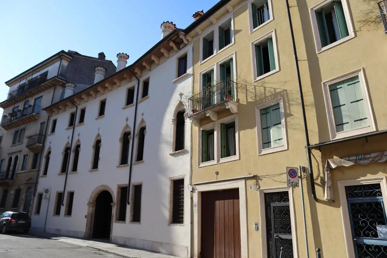 Roman Theatre Apartment In The Center Of Vicenza