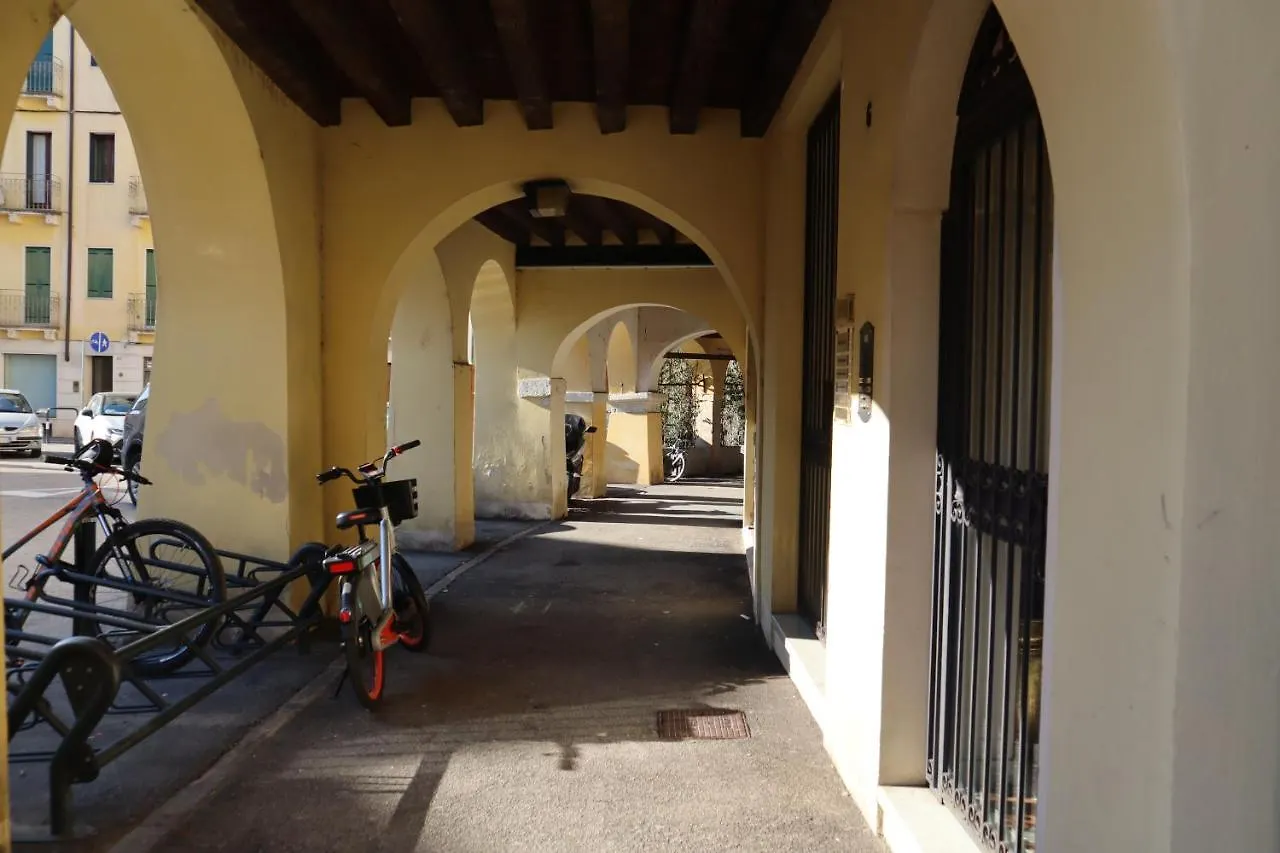Roman Theatre Apartment In The Center Of Vicenza 0*,  Italy