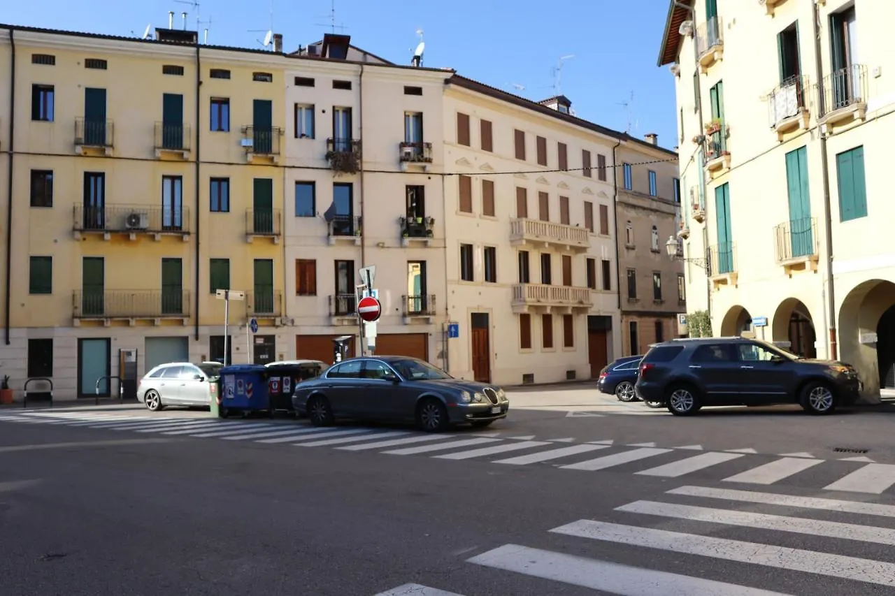 Roman Theatre Apartment In The Center Of Vicenza